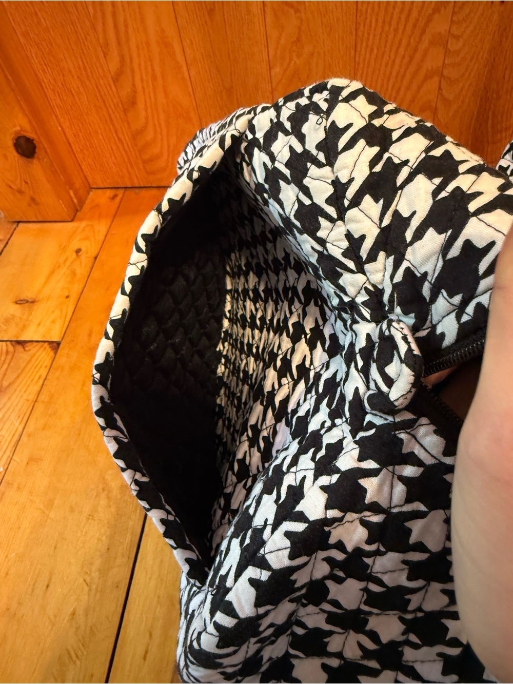 Vera Bradley Large Duffel Bag: Houndstooth - Picture 6 of 7